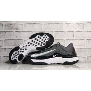 Nike Men's Black and Gray Athletic Shoes